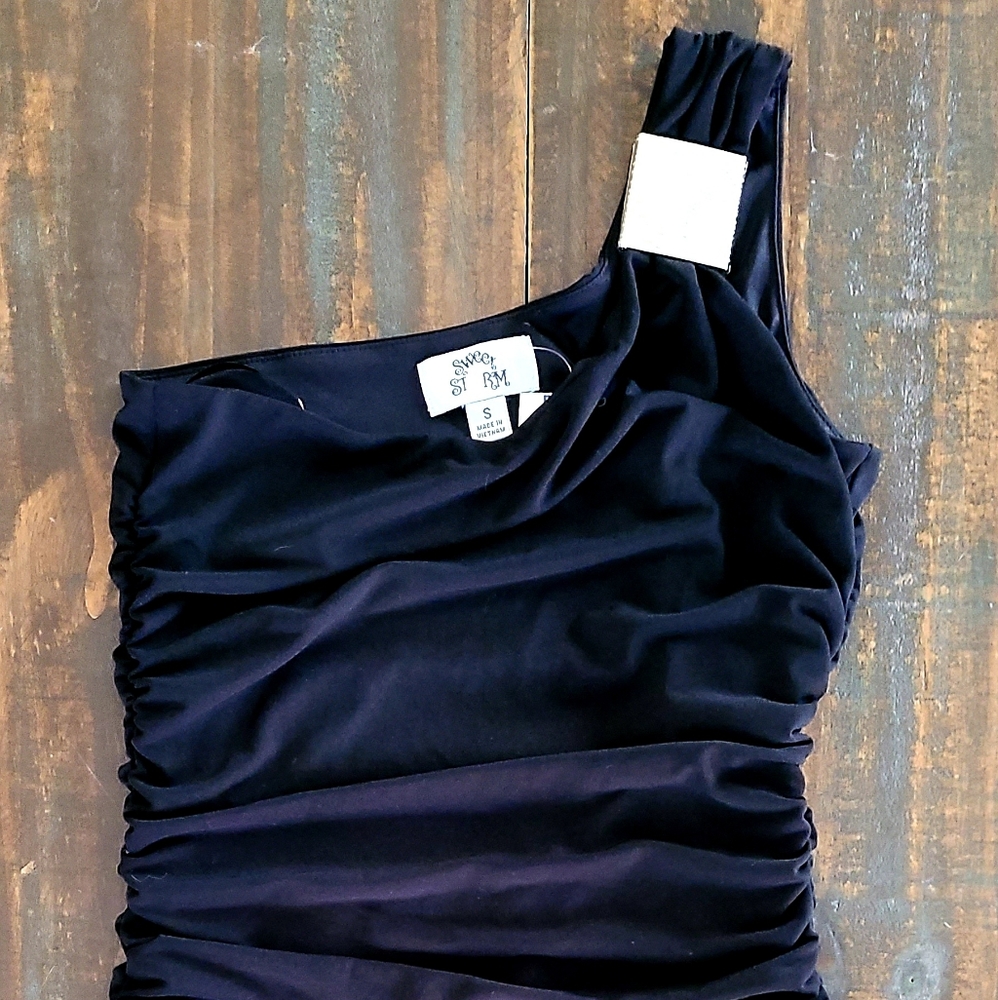 Black fitted dress